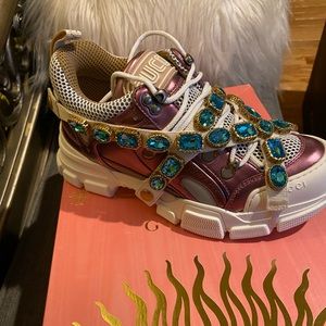 Flash trek studded brand new